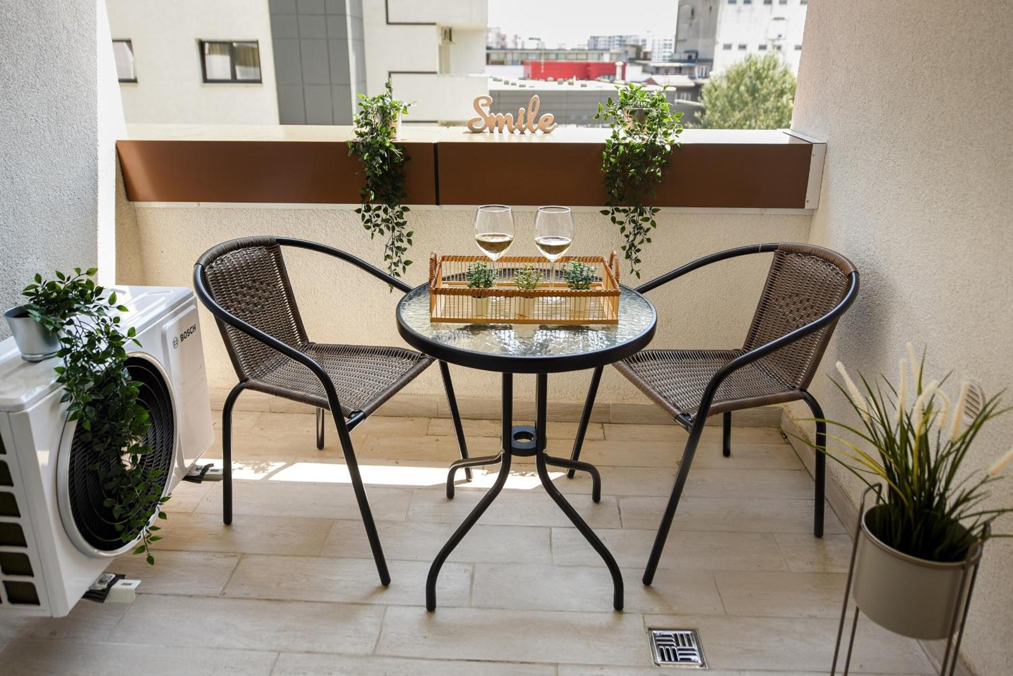 Modern Studios In Nerva Traian - Contemporary Living At Its Finest Boekarest Kamer foto